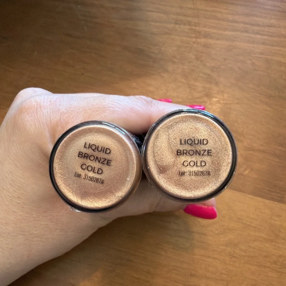 NEW Revolution Liquid Highlighter Bronze Gold 18ml Makeup Glow LOT Of 2